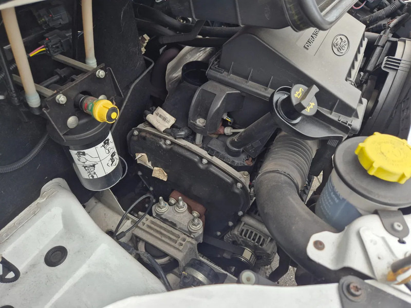 Camper ROLLER TEAM AUTOROLLER 595 P.... trekhaak,eerste eigenaar. - Camping-car profilé: photos 5 Camper ROLLER TEAM AUTOROLLER 595 P.... trekhaak,eerste eigenaar. - Camping-car profilé: photos 5