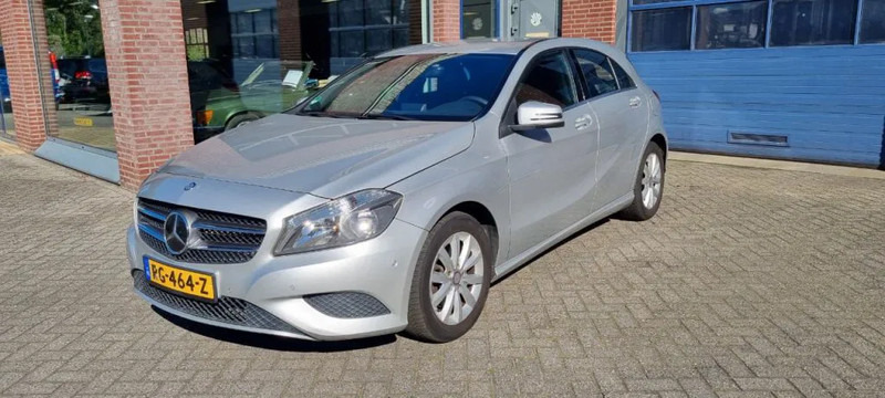 Mercedes-Benz A-Klasse 180 automaat.. 180 automaat - Voiture: photos 3 Mercedes-Benz A-Klasse 180 automaat.. 180 automaat - Voiture: photos 3