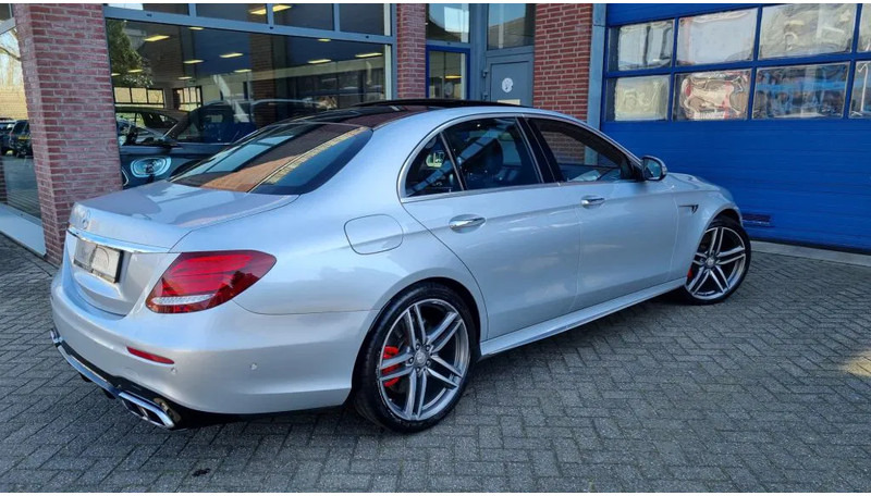 Mercedes-Benz E-Klasse 63 S, 4 Matic AMG..... Premium plus. - Voiture: photos 3 Mercedes-Benz E-Klasse 63 S, 4 Matic AMG..... Premium plus. - Voiture: photos 3
