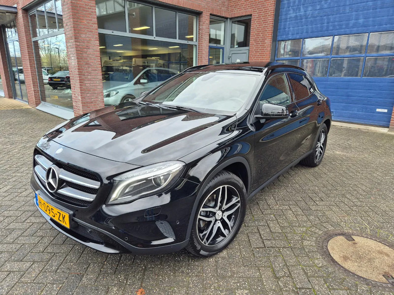 Mercedes-Benz GLA 200 AMG line Automaat prestige - Voiture: photos 1 Mercedes-Benz GLA 200 AMG line Automaat prestige - Voiture: photos 1