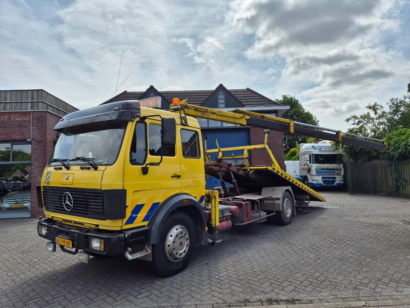 Mercedes-Benz SK 1420 afzetbak.kraan.lier.... Bergingswagen - Remorqueuse: photos 5 Mercedes-Benz SK 1420 afzetbak.kraan.lier.... Bergingswagen - Remorqueuse: photos 5