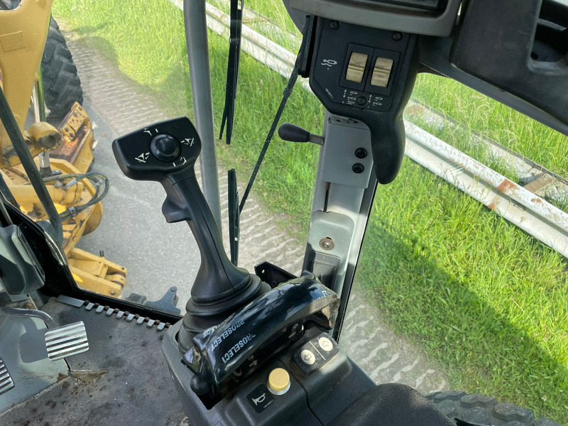 Niveleuse Caterpillar 12M: photos 14