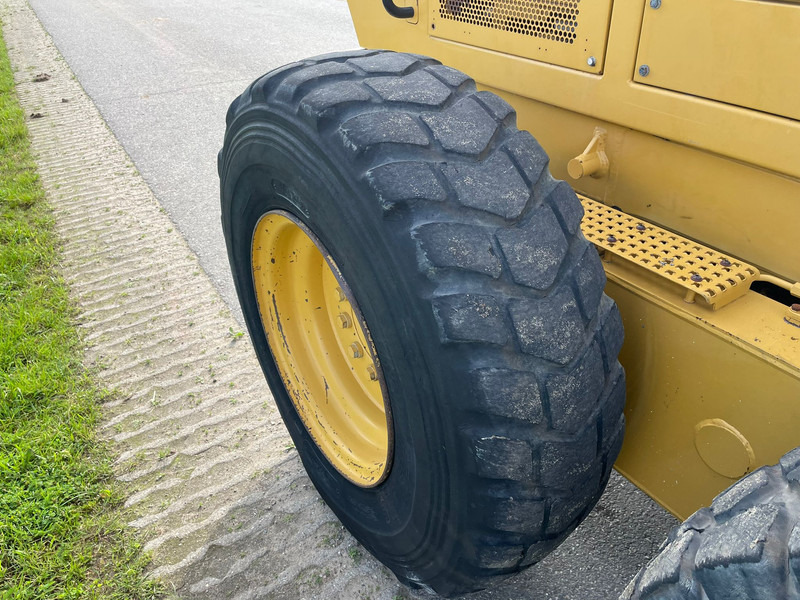 Niveleuse Caterpillar 12M: photos 11