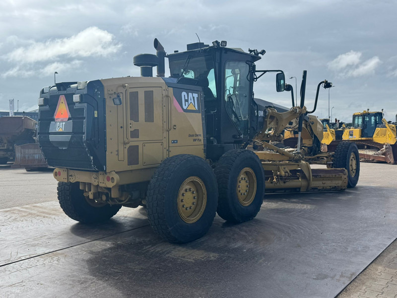 Caterpillar 140M2 AWD - Niveleuse: photos 5 Caterpillar 140M2 AWD - Niveleuse: photos 5