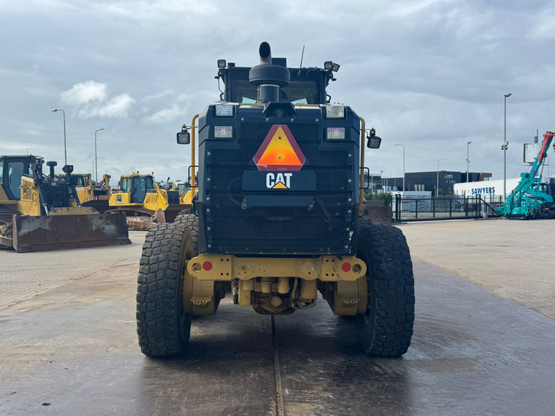 Caterpillar 140M2 AWD - Niveleuse: photos 4 Caterpillar 140M2 AWD - Niveleuse: photos 4