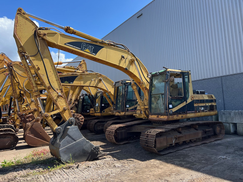 Caterpillar 320BL - Pelle sur chenille: photos 3 Caterpillar 320BL - Pelle sur chenille: photos 3