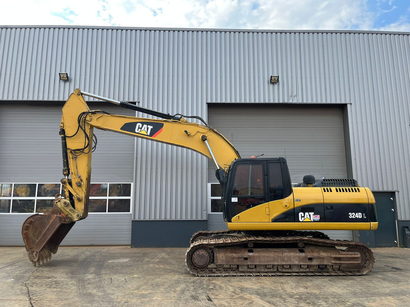 Caterpillar 324DL - Hammerlines / A/C Cabin / Caterpillar C7 / Quick Coupler / Bucket with teeth. - Pelle sur chenille: photos 1 Caterpillar 324DL - Hammerlines / A/C Cabin / Caterpillar C7 / Quick Coupler / Bucket with teeth. - Pelle sur chenille: photos 1