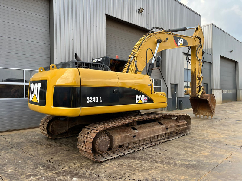 Caterpillar 324DL - Hammerlines / A/C Cabin / Caterpillar C7 / Quick Coupler / Bucket with teeth. - Pelle sur chenille: photos 4 Caterpillar 324DL - Hammerlines / A/C Cabin / Caterpillar C7 / Quick Coupler / Bucket with teeth. - Pelle sur chenille: photos 4