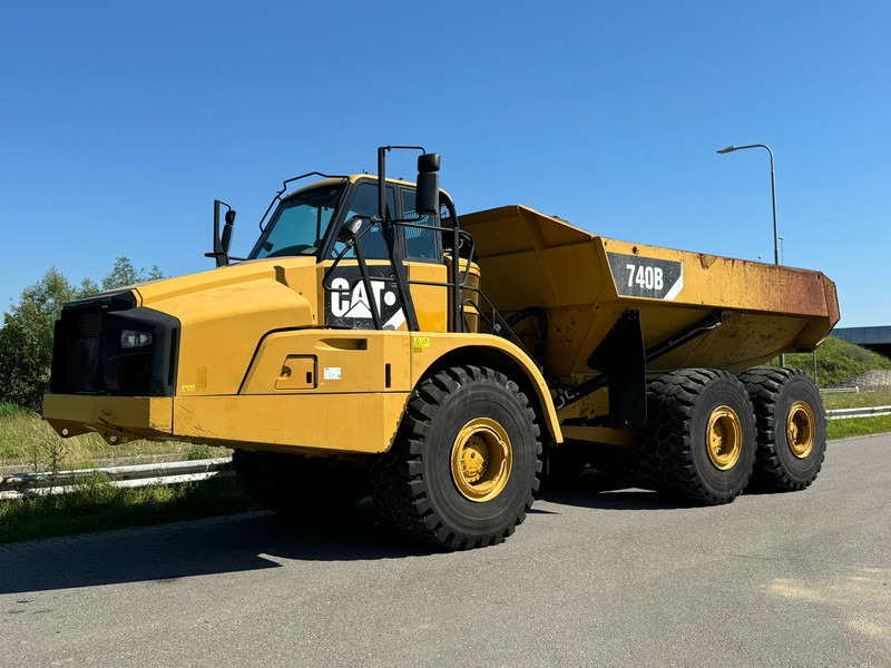 Caterpillar 740B - Tombereau articulé: photos 1 Caterpillar 740B - Tombereau articulé: photos 1