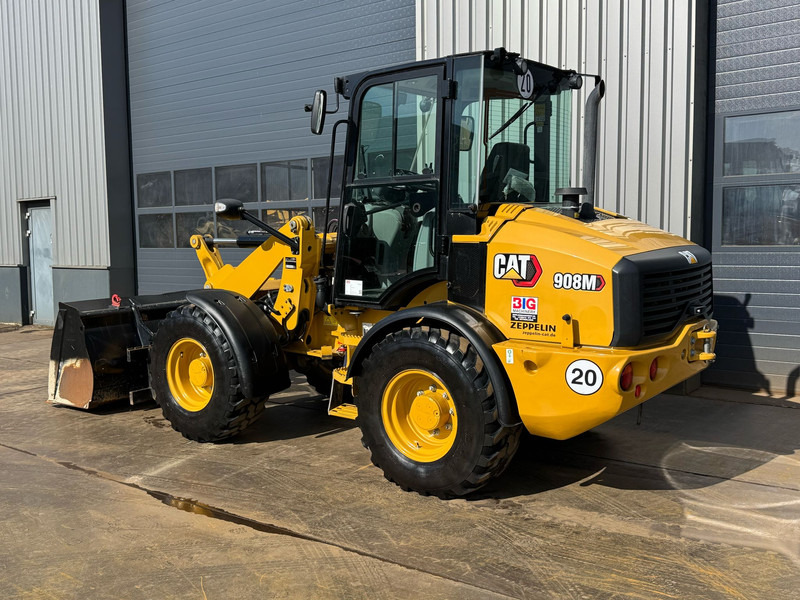 Caterpillar 908M - Chargeuse sur pneus: photos 3 Caterpillar 908M - Chargeuse sur pneus: photos 3