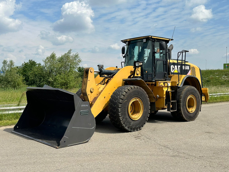 Caterpillar 950K - Chargeuse sur pneus: photos 2 Caterpillar 950K - Chargeuse sur pneus: photos 2