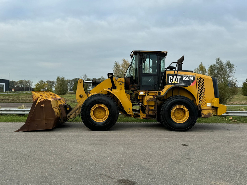 Chargeuse sur pneus Caterpillar 950M Wheel loader