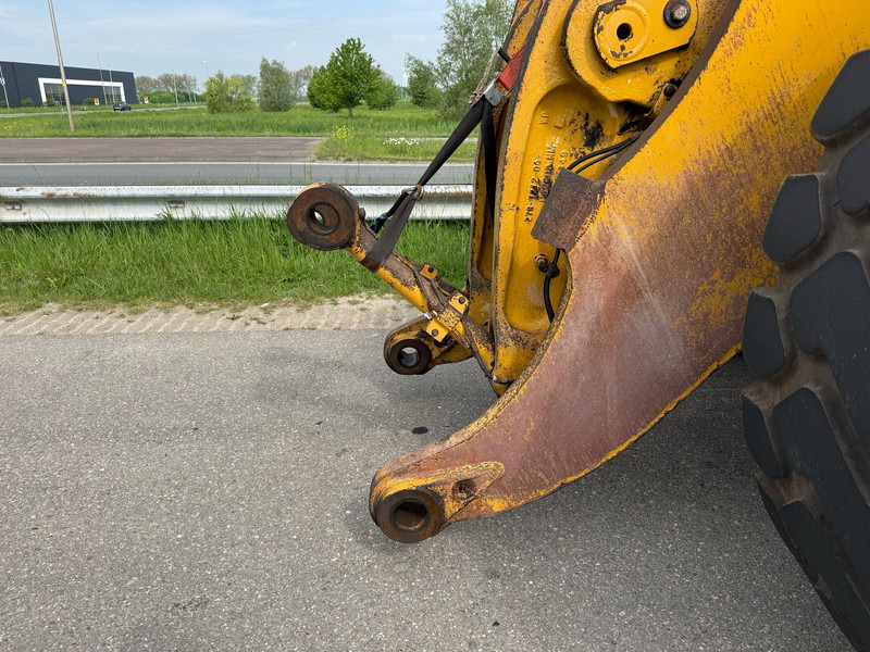 Chargeuse sur pneus Caterpillar 980M: photos 17