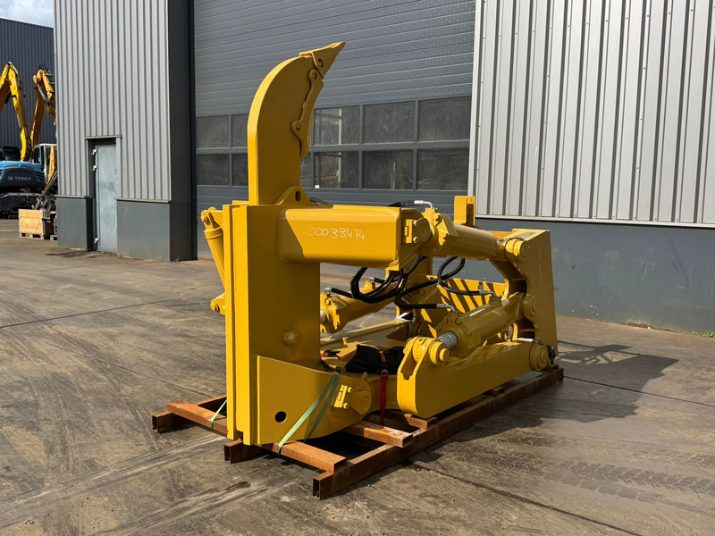 Caterpillar D8T D8R D8N Single Shank Ripper (forged shanks) - Ripper: photos 3 Caterpillar D8T D8R D8N Single Shank Ripper (forged shanks) - Ripper: photos 3