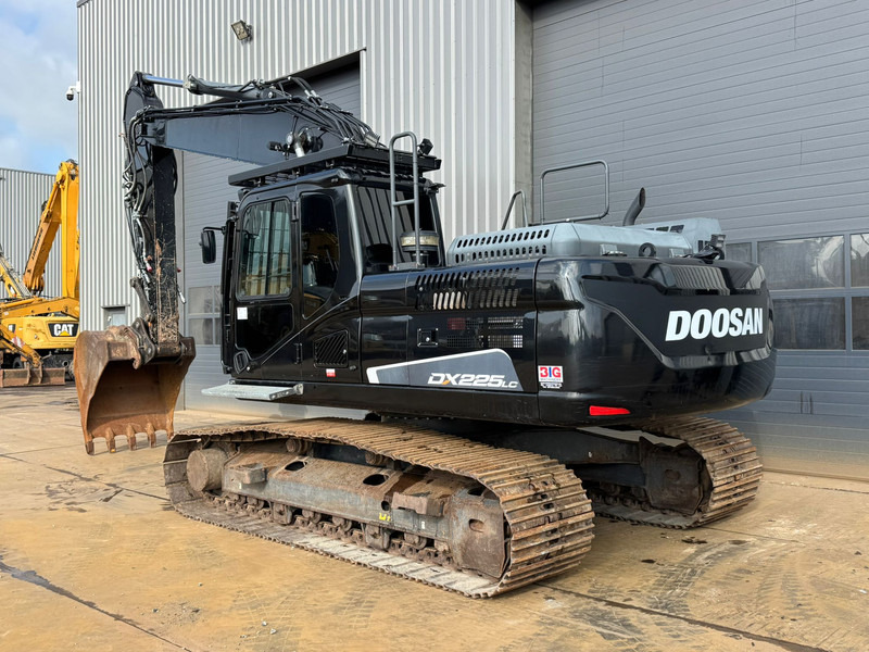 Doosan DX225LC-5 - Pelle sur chenille: photos 3 Doosan DX225LC-5 - Pelle sur chenille: photos 3