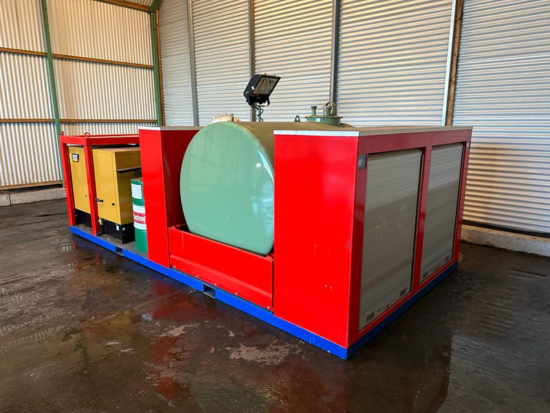Emiliana Serbatoi Service Truck Structure / NEW - Cuve de stockage: photos 3 Emiliana Serbatoi Service Truck Structure / NEW - Cuve de stockage: photos 3