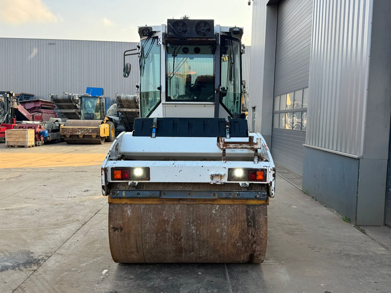Hamm HD110 - Compacteur: photos 4 Hamm HD110 - Compacteur: photos 4