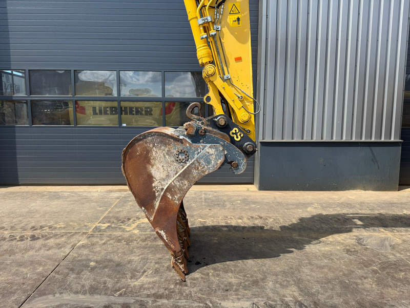 Pelle sur pneus Komatsu PW180-11: photos 17 Pelle sur pneus Komatsu PW180-11: photos 17