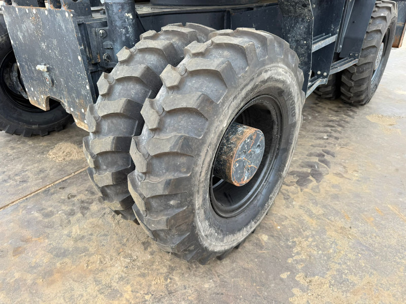 Pelle sur pneus Komatsu PW180-11: photos 13 Pelle sur pneus Komatsu PW180-11: photos 13