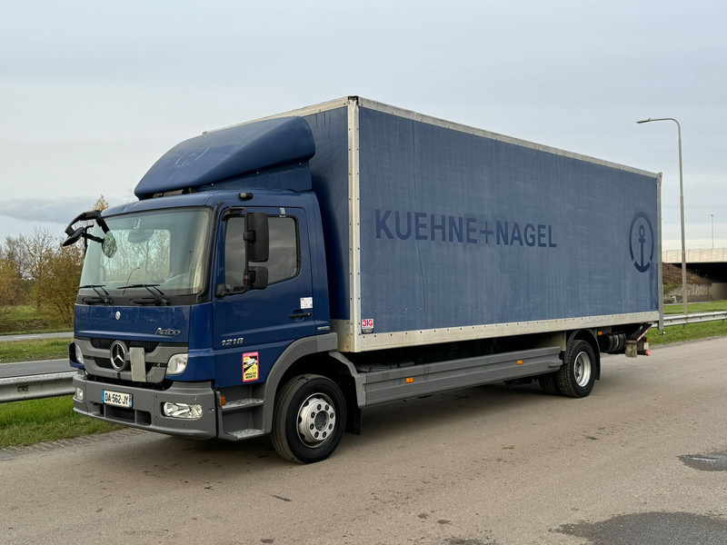 MERCEDESBENZ Atego 4x2 Cargo Truck EURO5 - Camion fourgon: photos 1 MERCEDESBENZ Atego 4x2 Cargo Truck EURO5 - Camion fourgon: photos 1