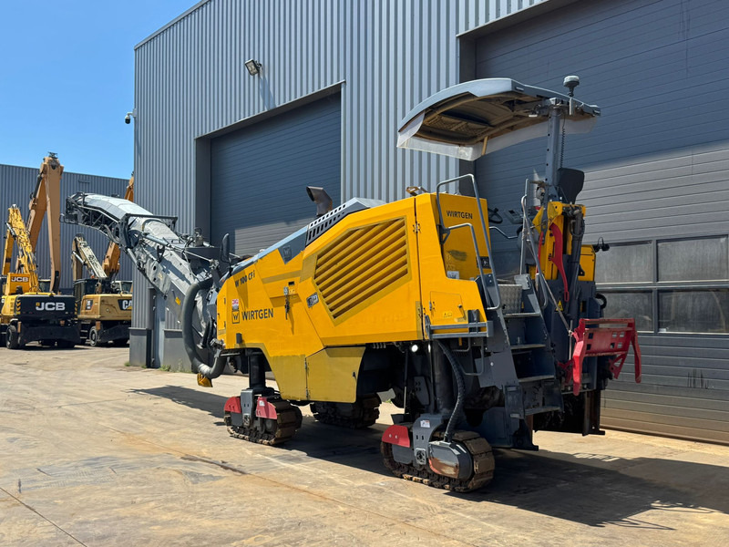 Wirtgen W100CFI - Travaux routiers: photos 3 Wirtgen W100CFI - Travaux routiers: photos 3