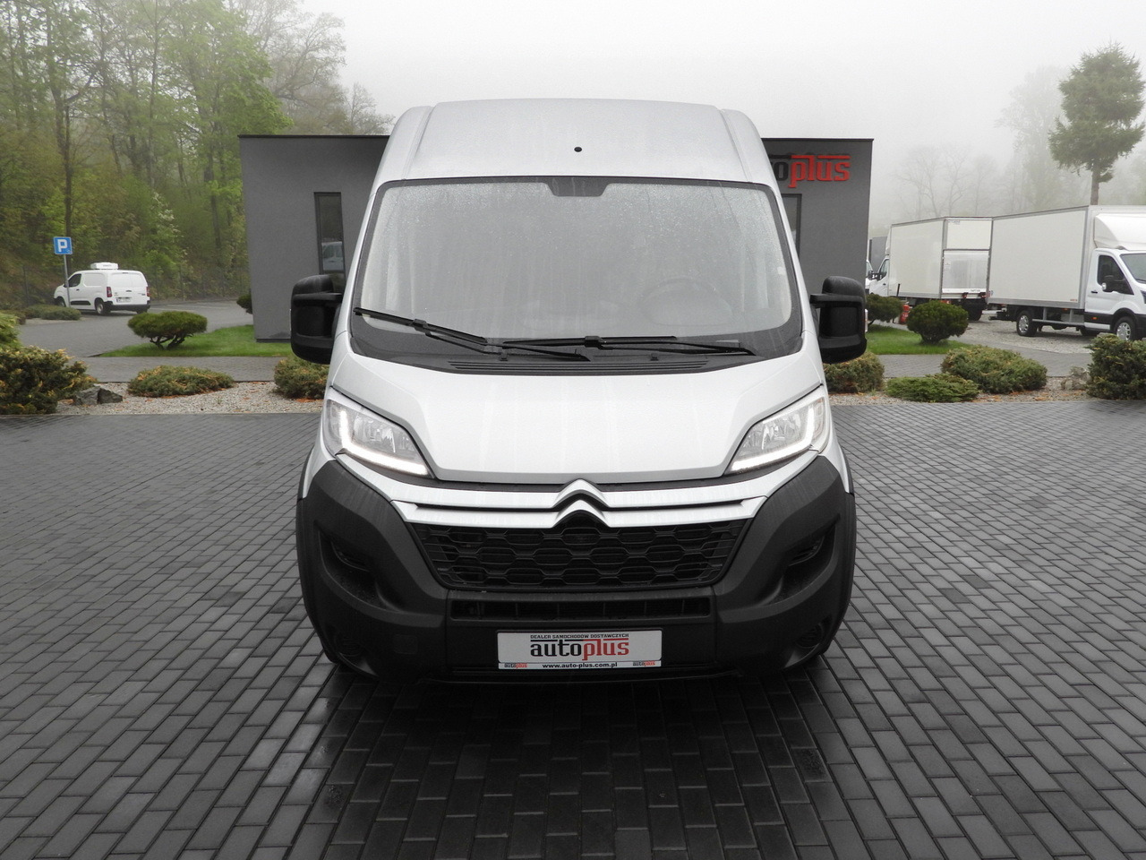 CITROEN JUMPER  BOX DELIVERY VAN 7 SEATS CRUISE CONTROL LED LIGHTS AIR CONDITIONING  165HP - Fourgon utilitaire: photos 5 CITROEN JUMPER  BOX DELIVERY VAN 7 SEATS CRUISE CONTROL LED LIGHTS AIR CONDITIONING  165HP - Fourgon utilitaire: photos 5