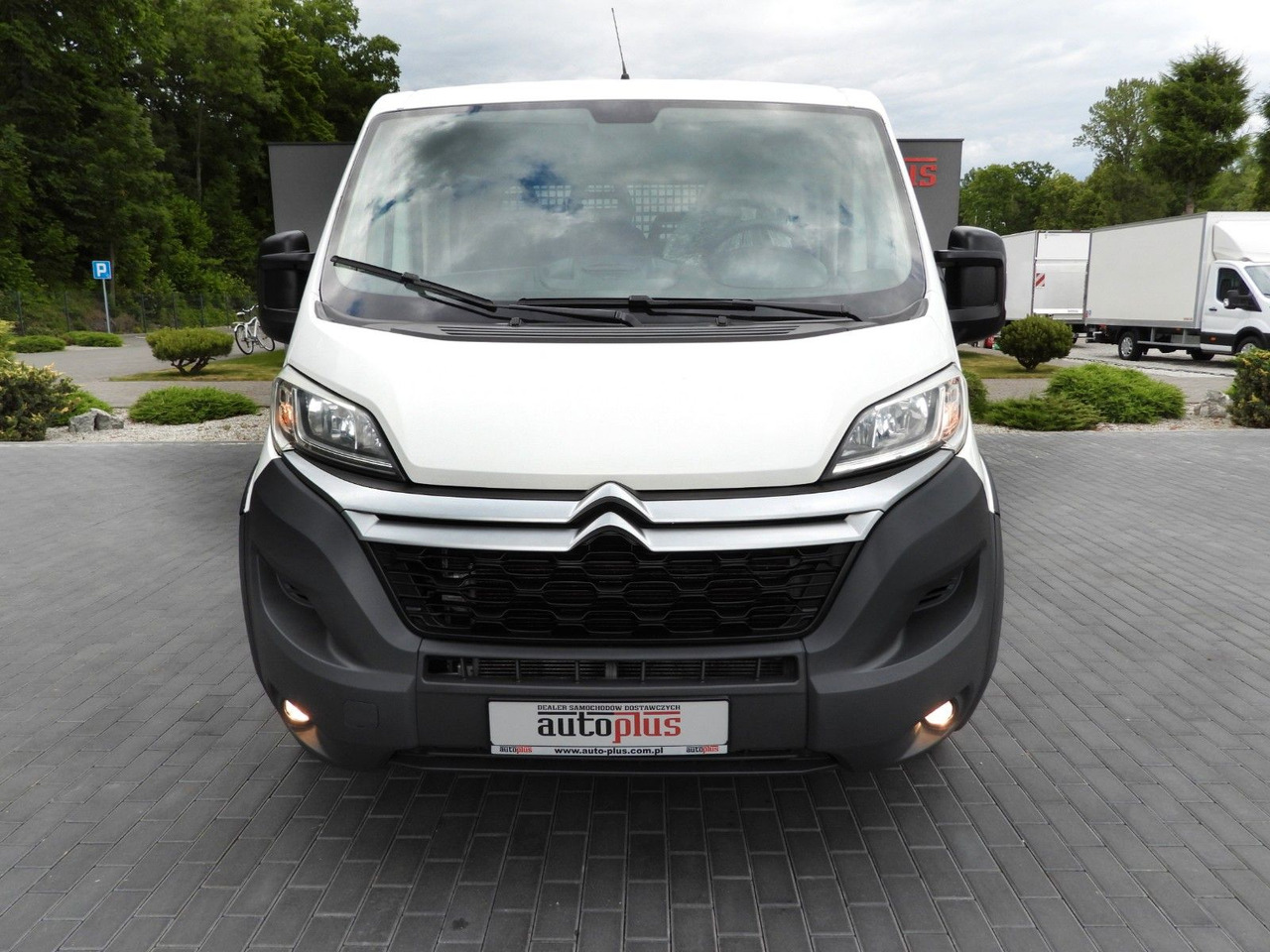 Citroën JUMPER PRITSCHE DOPPELKABINE DOKA 7 SITZE - Utilitaire plateau, Utilitaire double cabine: photos 5 Citroën JUMPER PRITSCHE DOPPELKABINE DOKA 7 SITZE - Utilitaire plateau, Utilitaire double cabine: photos 5