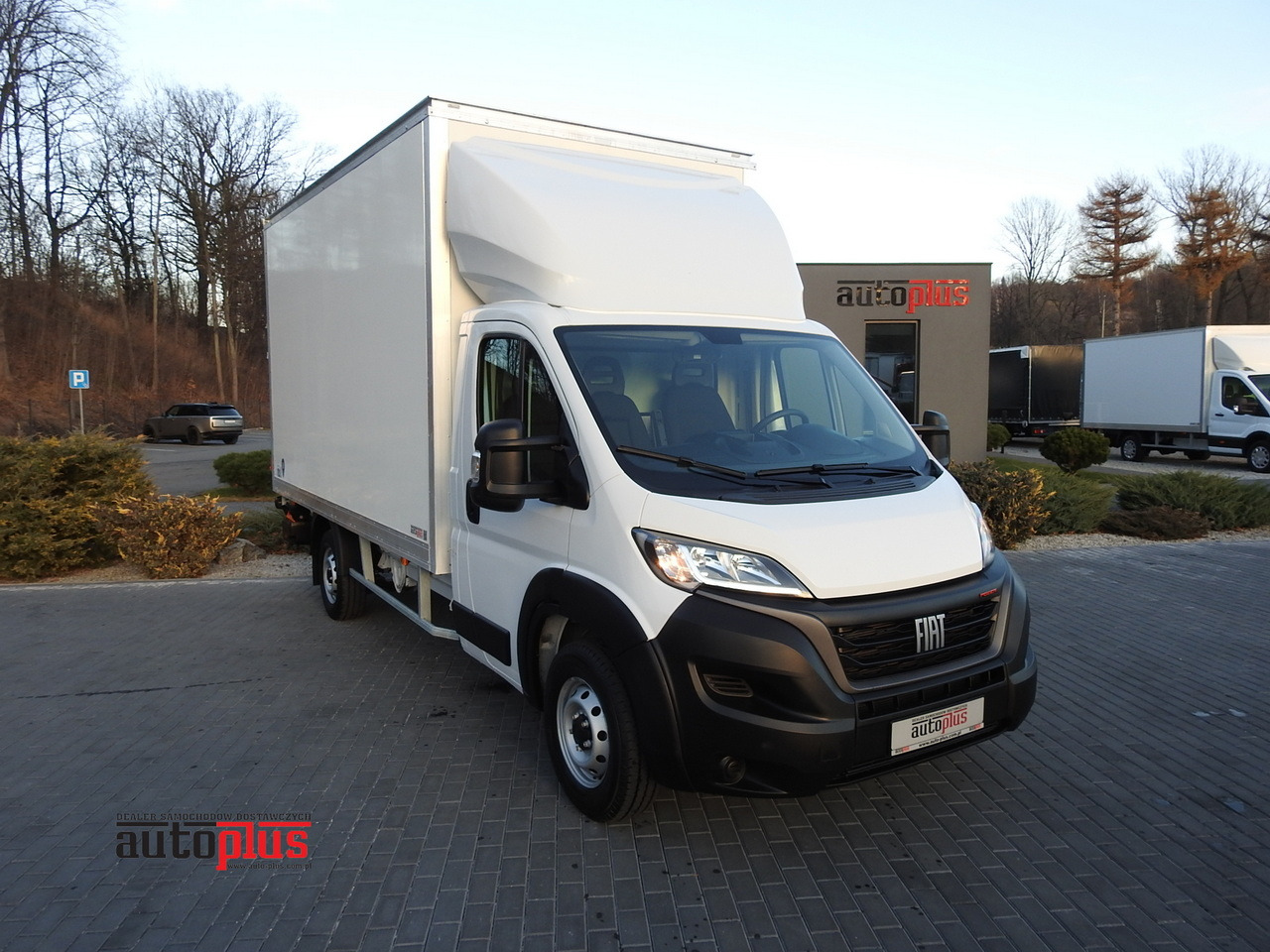 FIAT DUCATO BOX LIFT 8 PALLETS CRUISE CONTROL AIR CONDITIONING 180HP - Fourgon grand volume: photos 1 FIAT DUCATO BOX LIFT 8 PALLETS CRUISE CONTROL AIR CONDITIONING 180HP - Fourgon grand volume: photos 1