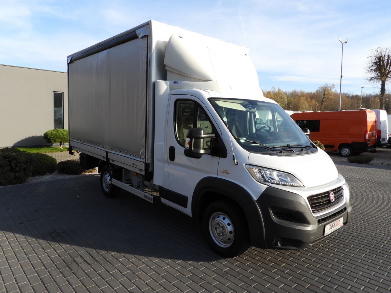 FIAT DUCATO TARPAULIN 8 PALLETS CRUISE CONTROL LED LIGHTS AIR CONDITIONING 180HP - Utilitaire rideaux coulissants (PLSC): photos 4 FIAT DUCATO TARPAULIN 8 PALLETS CRUISE CONTROL LED LIGHTS AIR CONDITIONING 180HP - Utilitaire rideaux coulissants (PLSC): photos 4