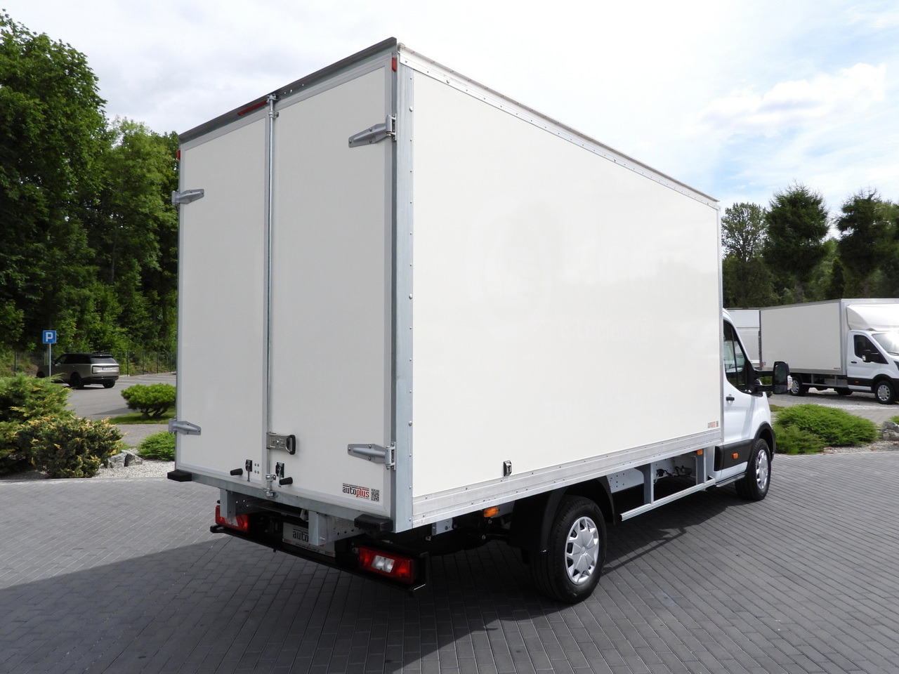 FORD TRANSIT BOX 8 PALLETS CRUISE CONTROL AIR CONDITIONING 130HP - Fourgon grand volume: photos 3 FORD TRANSIT BOX 8 PALLETS CRUISE CONTROL AIR CONDITIONING 130HP - Fourgon grand volume: photos 3