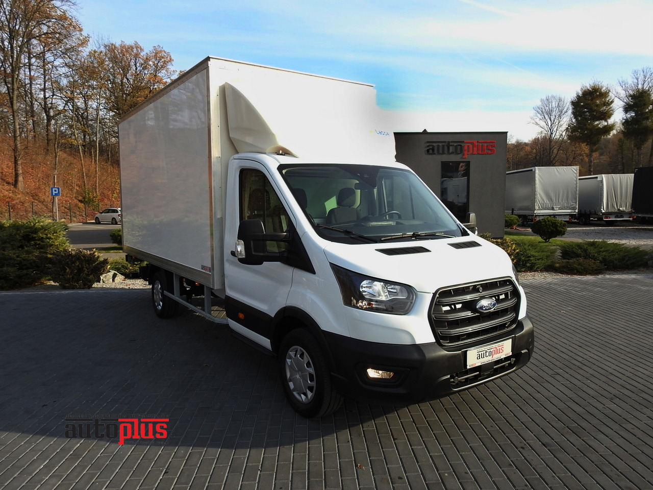 FORD TRANSIT BOX LIFT 8 PALLETS CRUISE CONTROL AIR CONDITIONING 130HP - Fourgon grand volume: photos 1 FORD TRANSIT BOX LIFT 8 PALLETS CRUISE CONTROL AIR CONDITIONING 130HP - Fourgon grand volume: photos 1