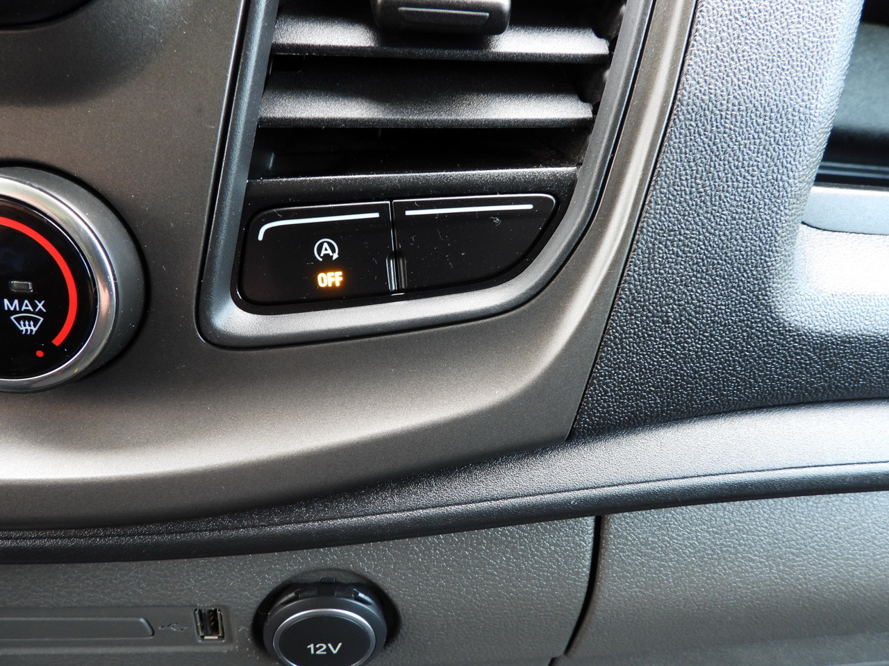 Fourgon grand volume FORD TRANSIT BOX LIFT 8 PALLETS CRUISE CONTROL LED LIGHTS TWIN WHEELS AIR CONDITIONING  130HP: photos 39