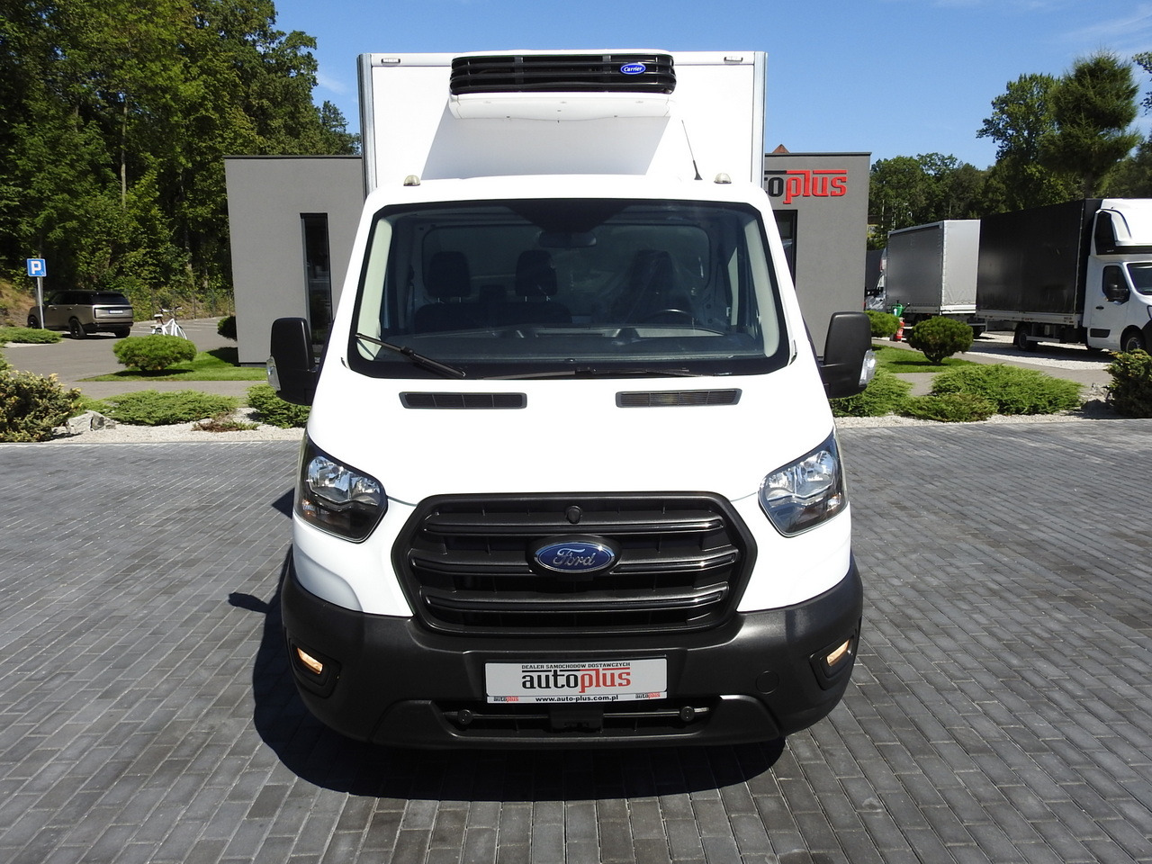 FORD TRANSIT REGRIGERATOR BOX 0*C POWER SUPPLY 230V CRUISE CONTROL AIR CONDITIONING TWIN WHEELS  170HP - Utilitaire frigorifique: photos 5 FORD TRANSIT REGRIGERATOR BOX 0*C POWER SUPPLY 230V CRUISE CONTROL AIR CONDITIONING TWIN WHEELS  170HP - Utilitaire frigorifique: photos 5