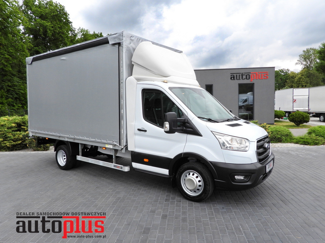FORD TRANSIT TARPAULIN 8 PALLETS CRUISE CONTROL LED LIGHTS TWIN WHEELS AIR CONDITIONING 130HP - Utilitaire rideaux coulissants (PLSC): photos 1 FORD TRANSIT TARPAULIN 8 PALLETS CRUISE CONTROL LED LIGHTS TWIN WHEELS AIR CONDITIONING 130HP - Utilitaire rideaux coulissants (PLSC): photos 1