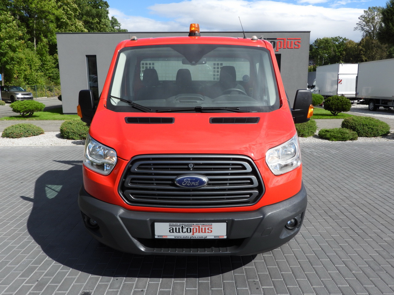FORD TRANSIT TIPPER CRUISE CONTROL LED LIGHTS TWIN WHEELS AIR CONDITIONING 170HP - Utilitaire benne: photos 5 FORD TRANSIT TIPPER CRUISE CONTROL LED LIGHTS TWIN WHEELS AIR CONDITIONING 170HP - Utilitaire benne: photos 5