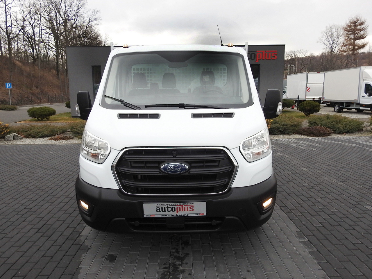 FORD TRANSIT TIPPER LED LIGHTS TWIN WHEELS AIR CONDITIONING  130HP - Utilitaire benne: photos 5 FORD TRANSIT TIPPER LED LIGHTS TWIN WHEELS AIR CONDITIONING  130HP - Utilitaire benne: photos 5