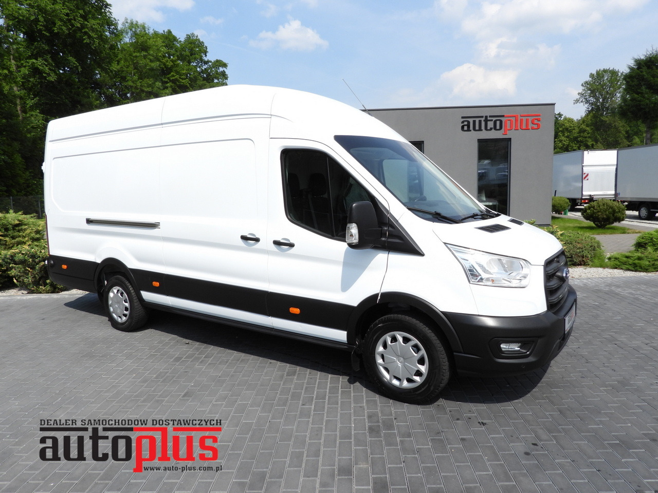 FORD TRANSIT  VAN CRUISE CONTROL LED LIGHTS AIR CONDITIONING  130HP - Fourgon utilitaire: photos 1 FORD TRANSIT  VAN CRUISE CONTROL LED LIGHTS AIR CONDITIONING  130HP - Fourgon utilitaire: photos 1