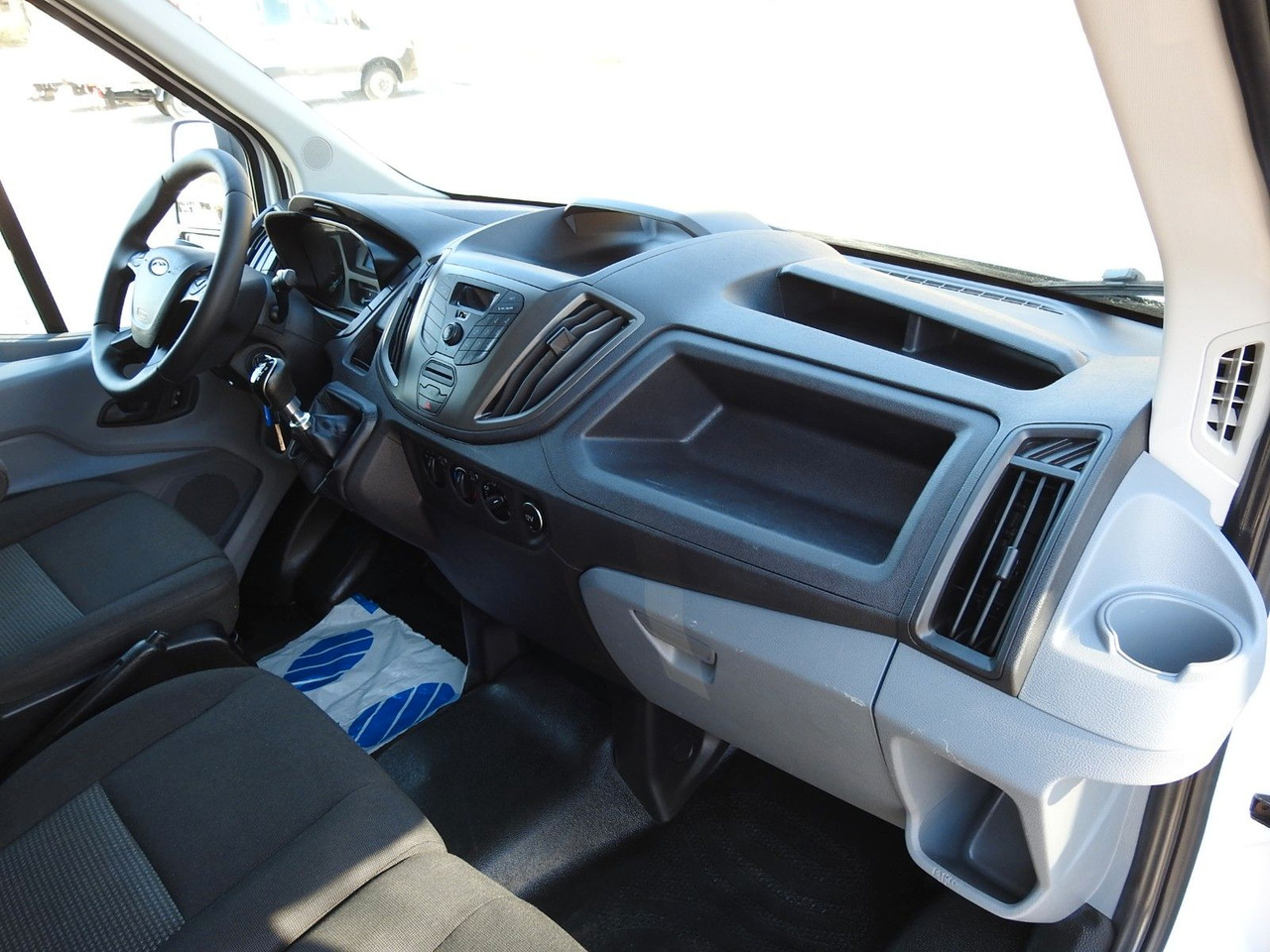 Fourgon grand volume neuf Ford TRANSIT  KOFFER AUFZUG 8 PALETTEN ZWILLINGSRÄDER: photos 29