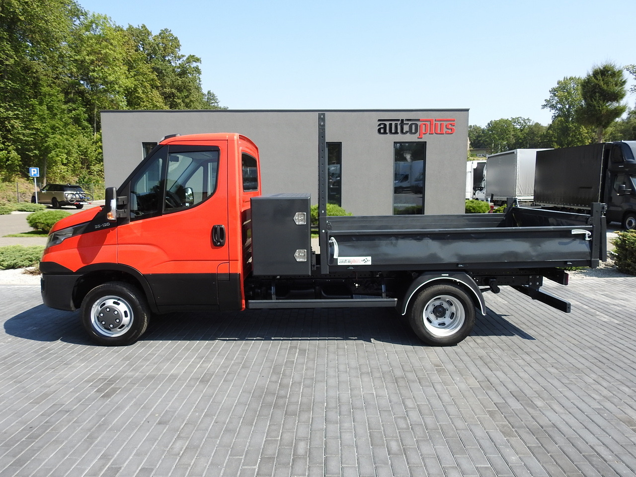 Utilitaire benne IVECO DAILY 35C13 TIPPER CRUISE CONTROL AIR CONDITIONING TWIN WHEELS  130HP: photos 7