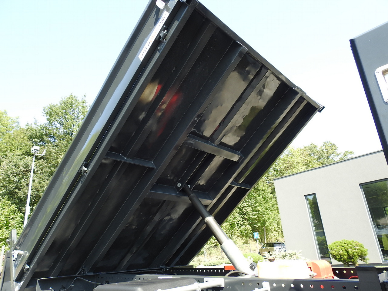 Utilitaire benne IVECO DAILY 35C13 TIPPER CRUISE CONTROL AIR CONDITIONING TWIN WHEELS  130HP: photos 23