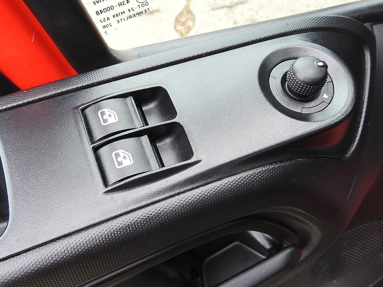 Utilitaire benne IVECO DAILY 35C13 TIPPER CRUISE CONTROL AIR CONDITIONING TWIN WHEELS  130HP: photos 29