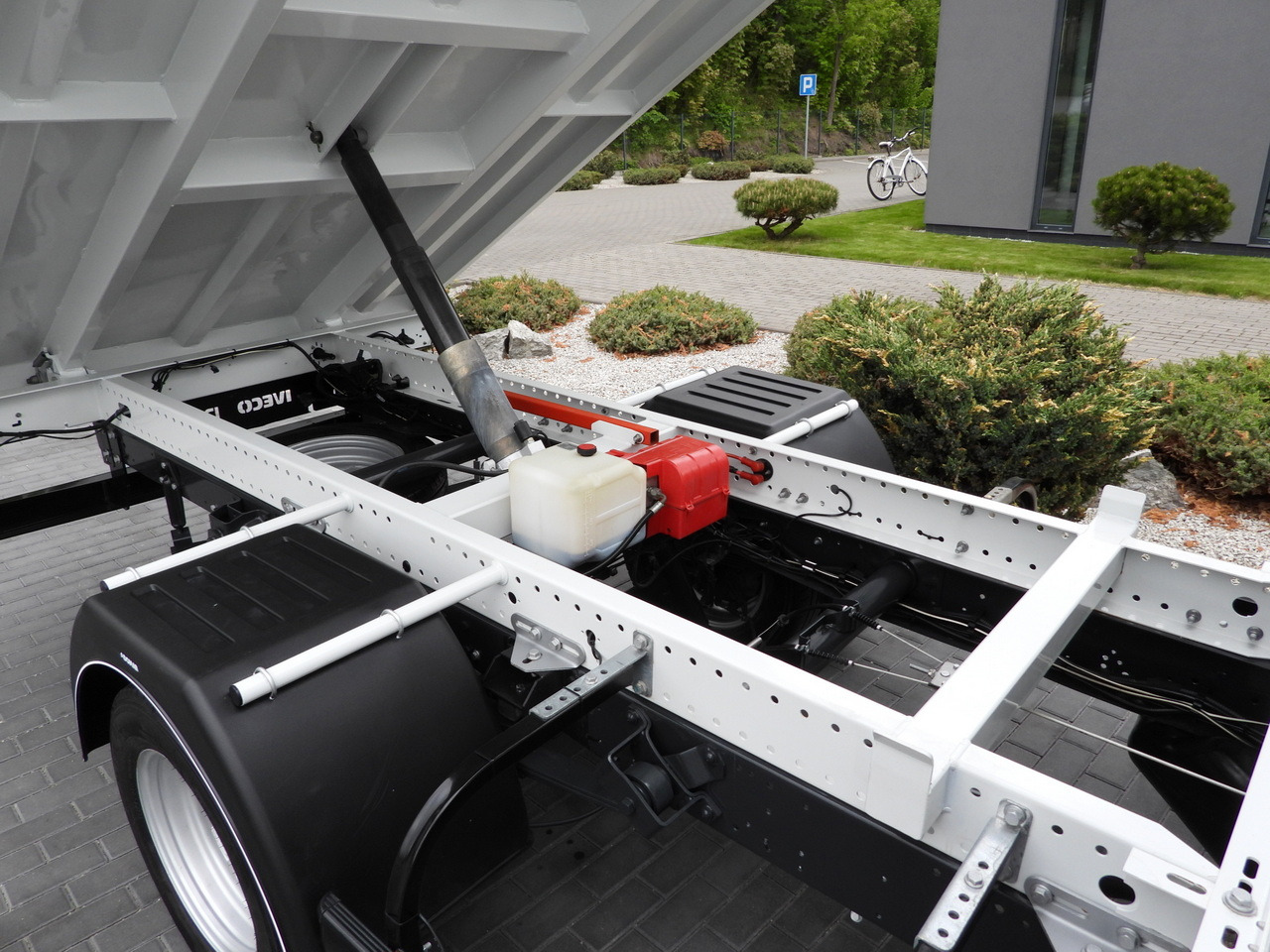 Utilitaire benne IVECO DAILY 35C14 TIPPER CRUISE CONTROL TWIN WHEELS 140HP: photos 20 Utilitaire benne IVECO DAILY 35C14 TIPPER CRUISE CONTROL TWIN WHEELS 140HP: photos 20