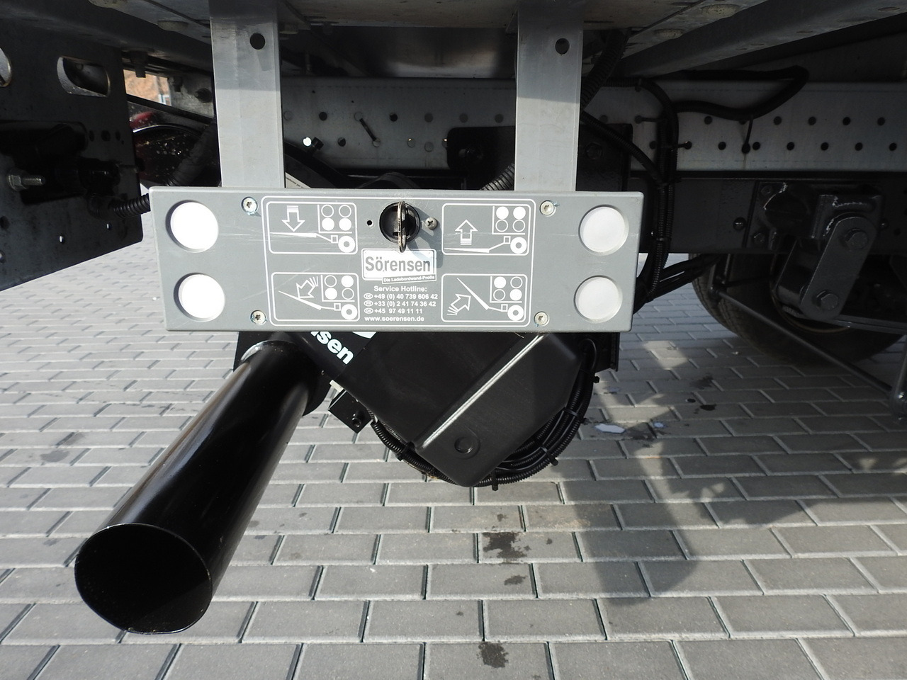 Fourgon grand volume IVECO DAILY 35C16 BOX LIFT 8 PALLETS CRUISE CONTROL TWIN WHEELS AIR CONDITIONING 160HP: photos 20 Fourgon grand volume IVECO DAILY 35C16 BOX LIFT 8 PALLETS CRUISE CONTROL TWIN WHEELS AIR CONDITIONING 160HP: photos 20