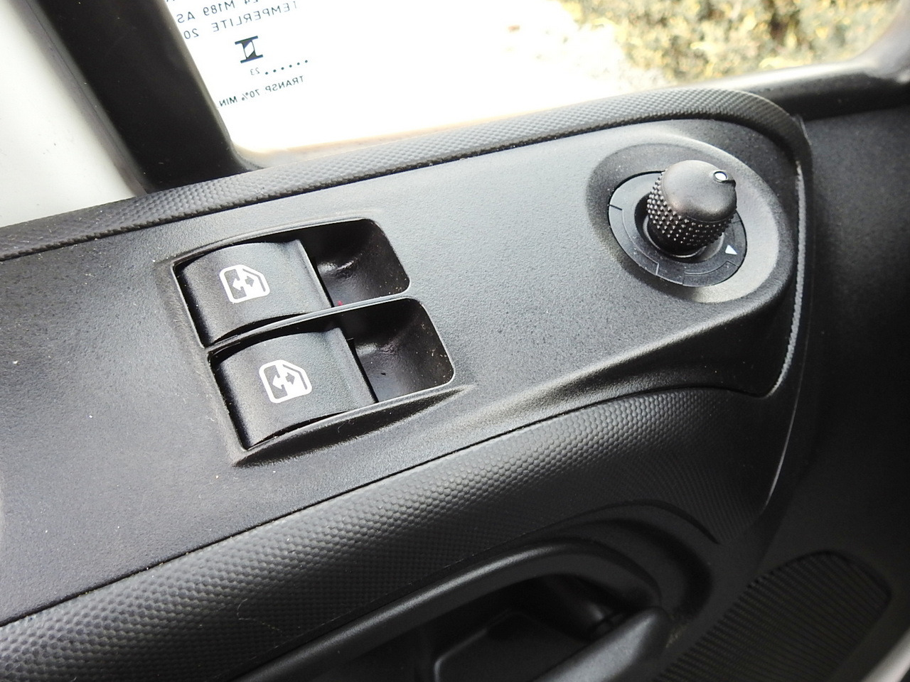 Fourgon grand volume IVECO DAILY 35C16 BOX LIFT 8 PALLETS CRUISE CONTROL TWIN WHEELS AIR CONDITIONING 160HP: photos 26 Fourgon grand volume IVECO DAILY 35C16 BOX LIFT 8 PALLETS CRUISE CONTROL TWIN WHEELS AIR CONDITIONING 160HP: photos 26