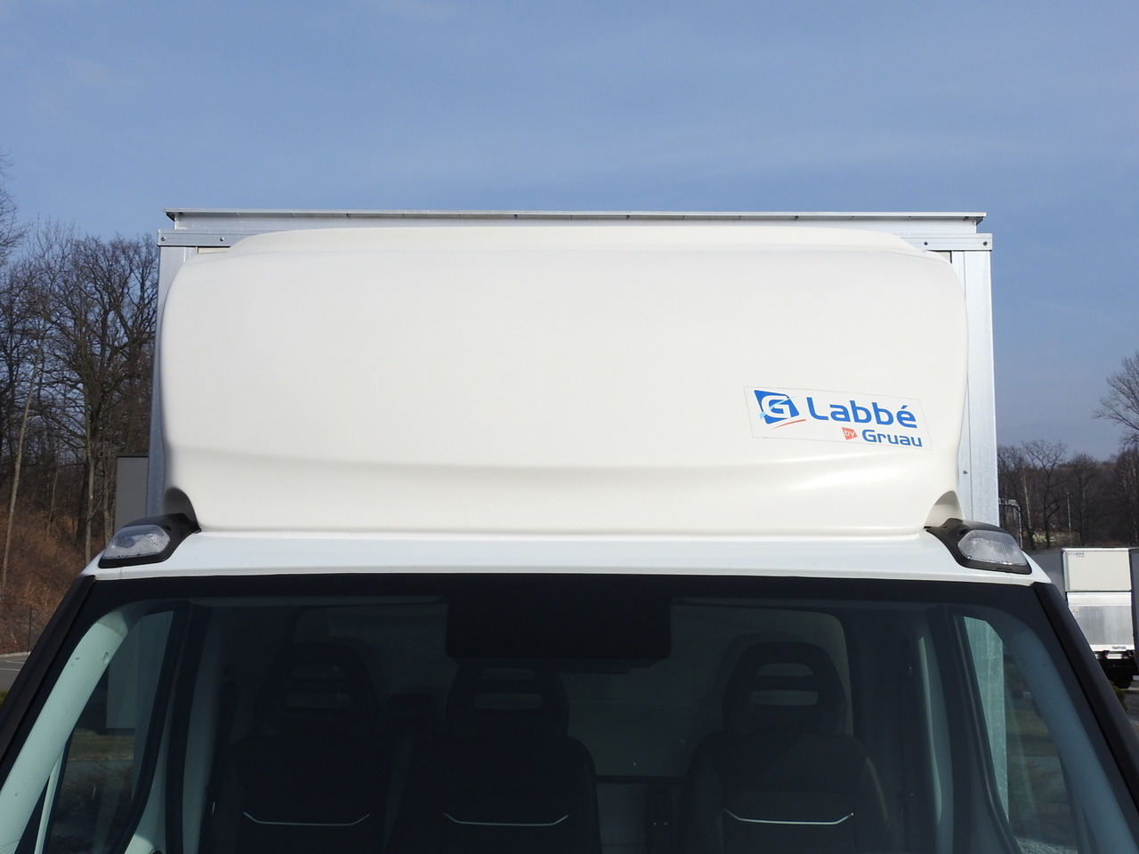 Fourgon grand volume IVECO DAILY 35C16 BOX LIFT 8 PALLETS CRUISE CONTROL TWIN WHEELS AIR CONDITIONING 160HP: photos 15 Fourgon grand volume IVECO DAILY 35C16 BOX LIFT 8 PALLETS CRUISE CONTROL TWIN WHEELS AIR CONDITIONING 160HP: photos 15