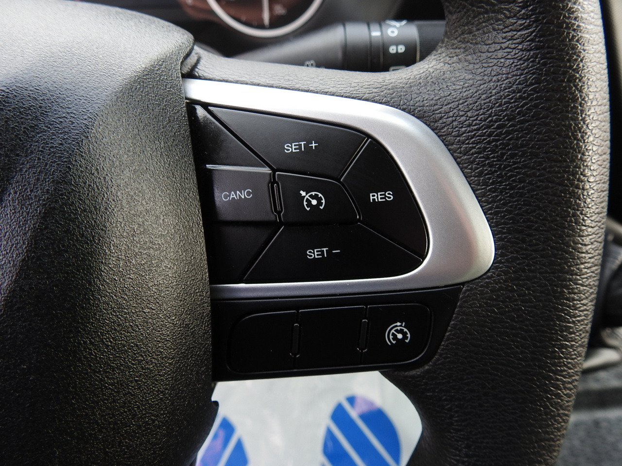 Fourgon grand volume IVECO DAILY 35C16 BOX LIFT 8 PALLETS CRUISE CONTROL TWIN WHEELS AIR CONDITIONING 160HP: photos 31 Fourgon grand volume IVECO DAILY 35C16 BOX LIFT 8 PALLETS CRUISE CONTROL TWIN WHEELS AIR CONDITIONING 160HP: photos 31