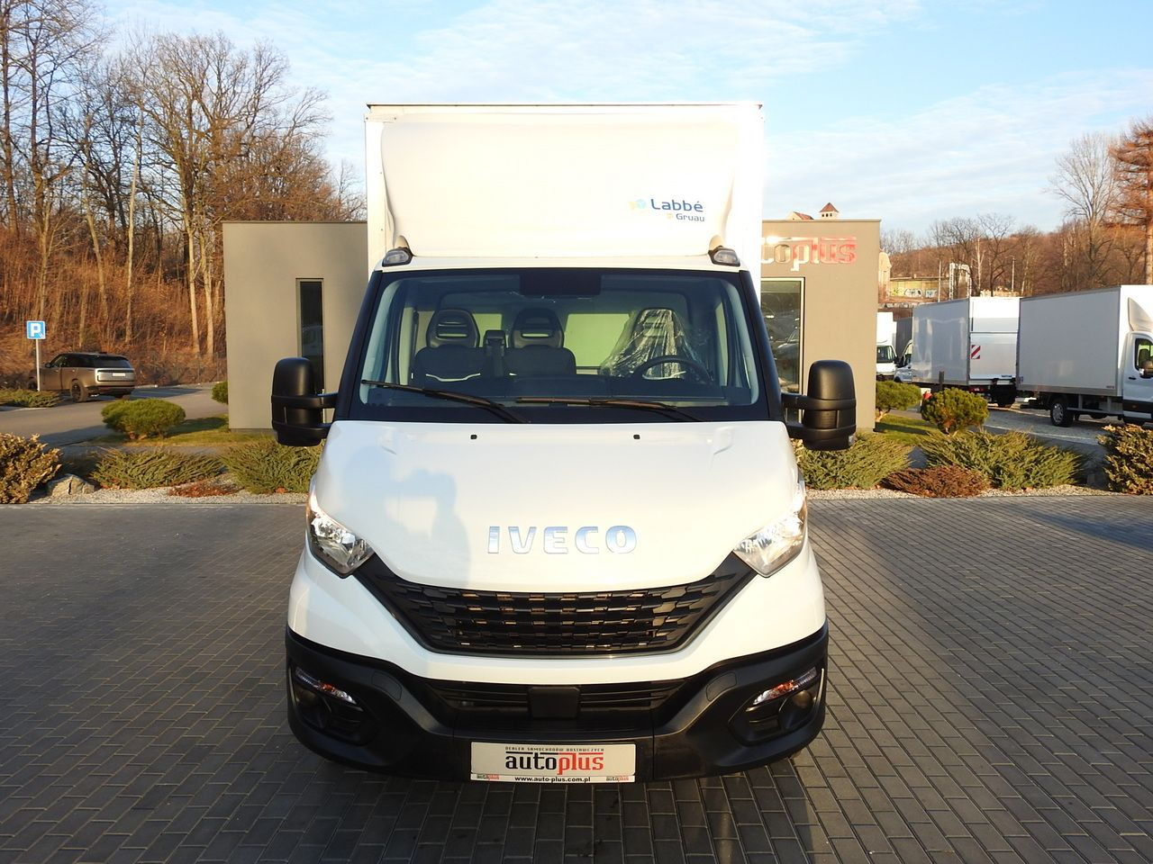 IVECO DAILY 35S16 BOX LIFT 8 PALLETS CRUISE CONTROL AIR CONDITIONING TWIN WHEELS 160HP - Utilitaire frigorifique: photos 5 IVECO DAILY 35S16 BOX LIFT 8 PALLETS CRUISE CONTROL AIR CONDITIONING TWIN WHEELS 160HP - Utilitaire frigorifique: photos 5