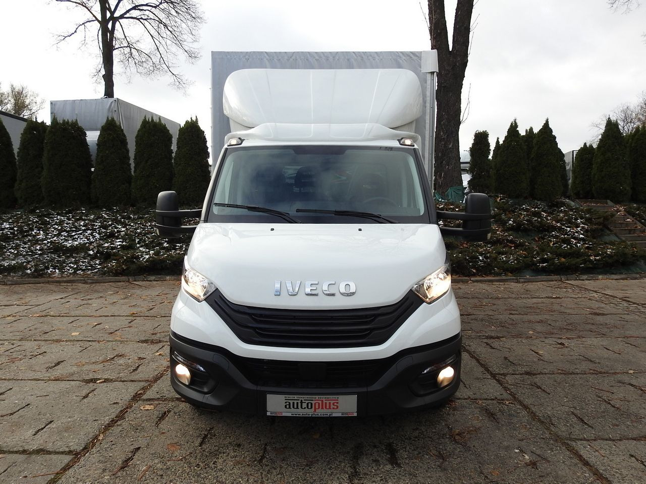 IVECO DAILY 35S16 NEW TARPAULIN LIFT 8 PALLETS CRUISE CONTROL AIR CONDITIONING 160HP - Utilitaire rideaux coulissants (PLSC): photos 5 IVECO DAILY 35S16 NEW TARPAULIN LIFT 8 PALLETS CRUISE CONTROL AIR CONDITIONING 160HP - Utilitaire rideaux coulissants (PLSC): photos 5