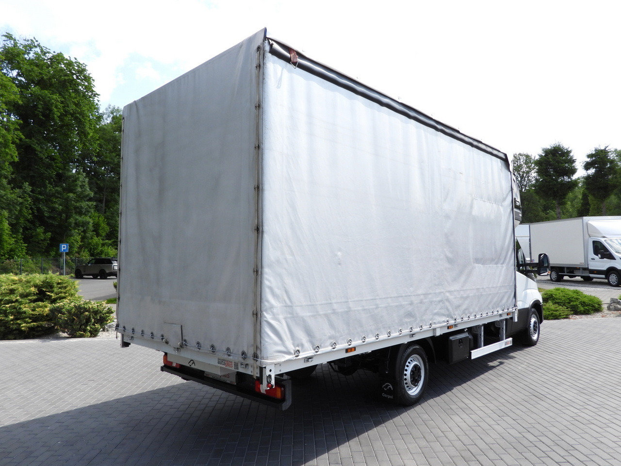 IVECO DAILY 35S18 TARPAULIN 10 PALLETS CRUISE CONTROL LED LIGHTS AIR CONDITIONING 180HP - Utilitaire rideaux coulissants (PLSC): photos 3 IVECO DAILY 35S18 TARPAULIN 10 PALLETS CRUISE CONTROL LED LIGHTS AIR CONDITIONING 180HP - Utilitaire rideaux coulissants (PLSC): photos 3