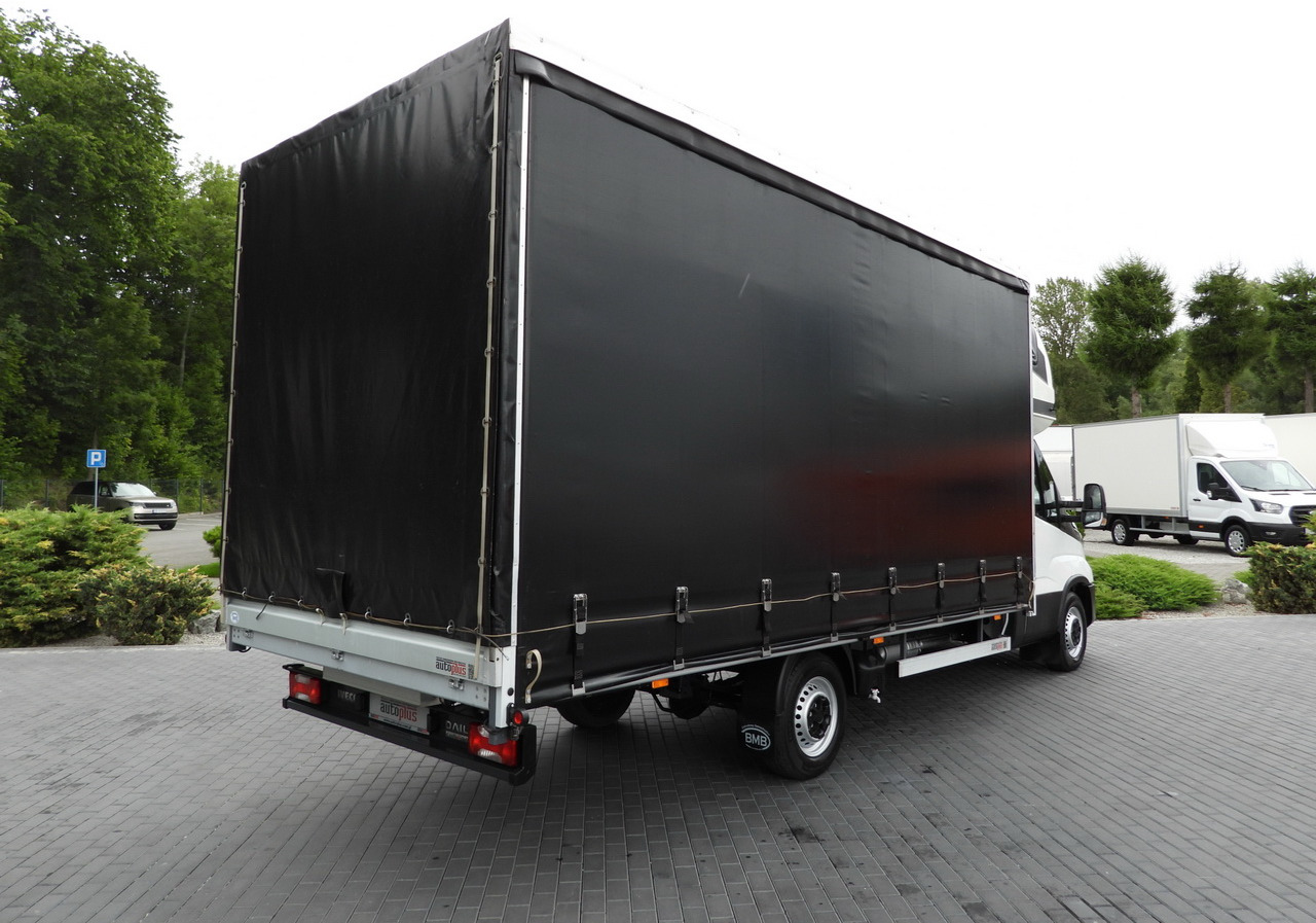 IVECO DAILY 35S18 TARPAULIN 10 PALLETS WEBASTO CRUISE CONTROL NAVIGATION LED LIGHTS AIR CONDITIONING  180HP - Utilitaire rideaux coulissants (PLSC): photos 3 IVECO DAILY 35S18 TARPAULIN 10 PALLETS WEBASTO CRUISE CONTROL NAVIGATION LED LIGHTS AIR CONDITIONING  180HP - Utilitaire rideaux coulissants (PLSC): photos 3